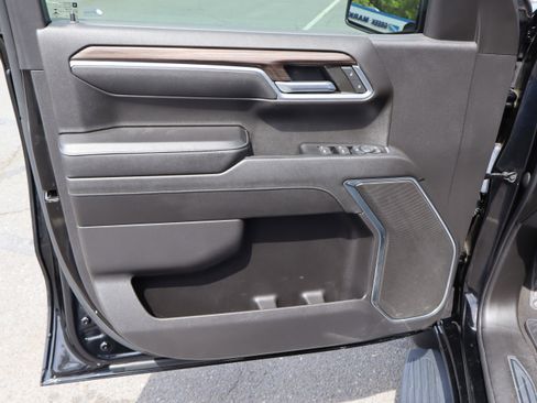 Used 2022 Chevrolet Silverado 1500 LT image 18