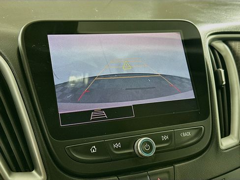 Used 2022 Chevrolet Malibu RS FWD image 22