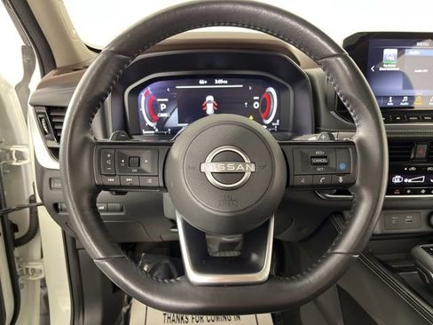 Used 2023 Nissan Rogue Platinum w/ Platinum Premium Package AWD/4WD image 22