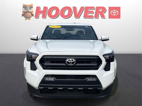 Used 2024 Toyota Tacoma SR5 image 6