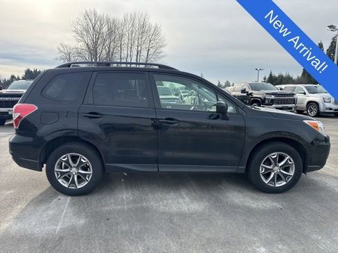 Used 2016 Subaru Forester 2.5i Premium w/ Popular Package #2 image 8