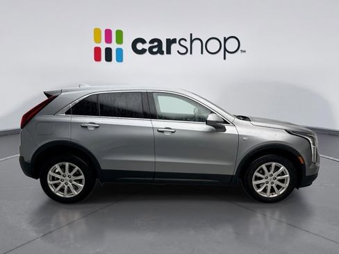 Used 2023 Cadillac XT4 Luxury w/ Cold Weather Package image 6
