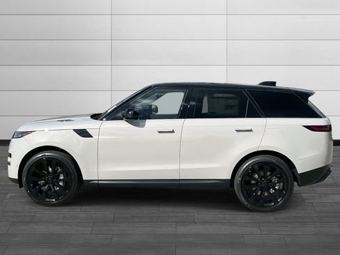 New 2026 Land Rover Range Rover Sport SE AWD/4WD image 2