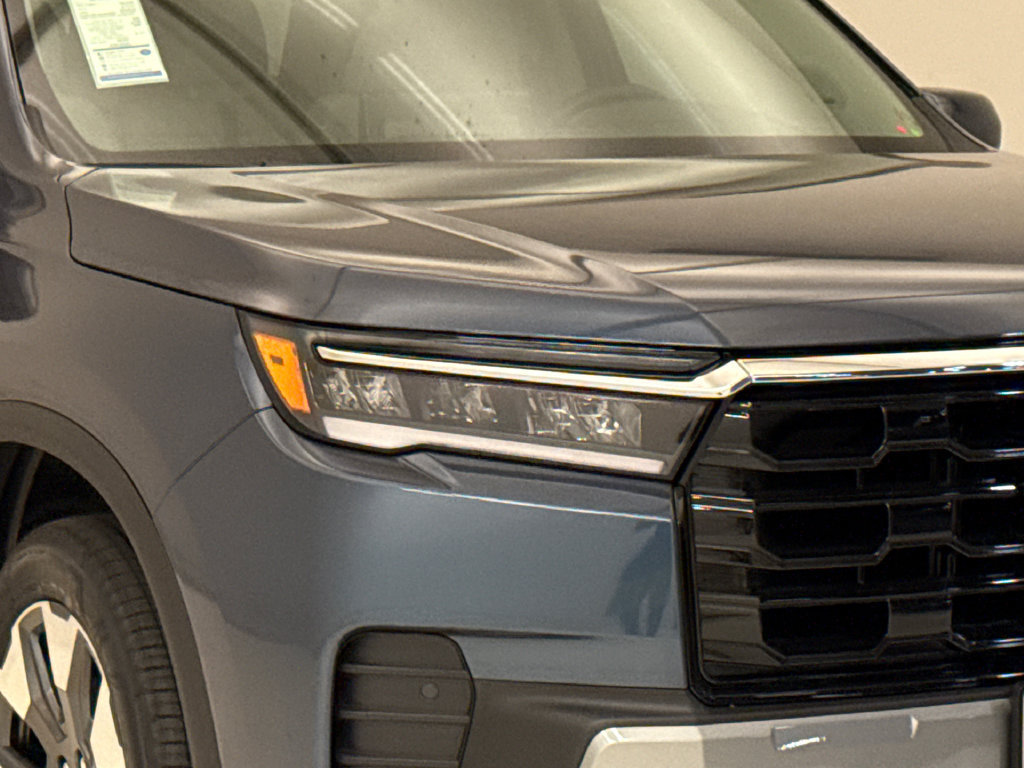 New 2026 Honda Pilot Touring image 5