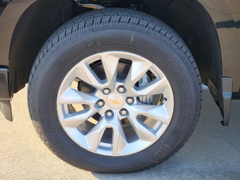 New 2026 Chevrolet Silverado 1500 Custom image 9