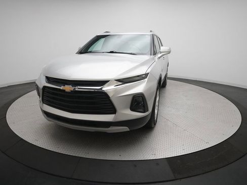 Used 2019 Chevrolet Blazer LT FWD image 12