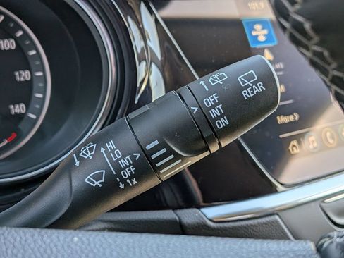 Used 2023 Buick Encore GX Preferred w/ Cold Weather Comfort Package FWD image 22