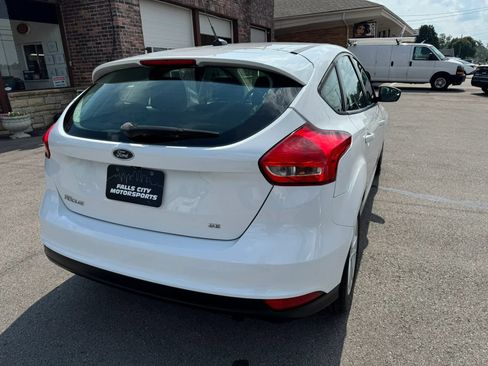 Used 2017 Ford Focus SE FWD image 13