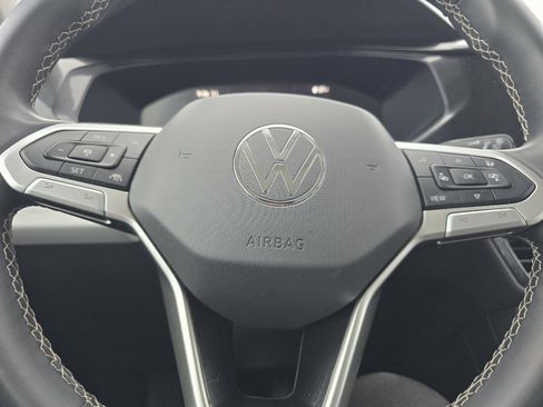 Used 2024 Volkswagen Taos S image 25