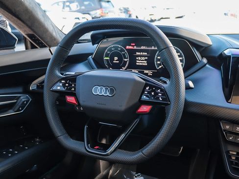Used 2025 Audi RS e-tron GT performance w/ 21" Wheel Package image 21