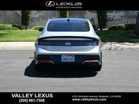 Used 2024 Hyundai Sonata Limited FWD image 5