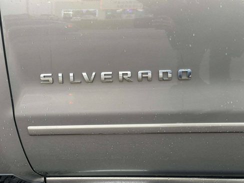 Used 2017 Chevrolet Silverado 1500 LT w/ All Star Edition image 34