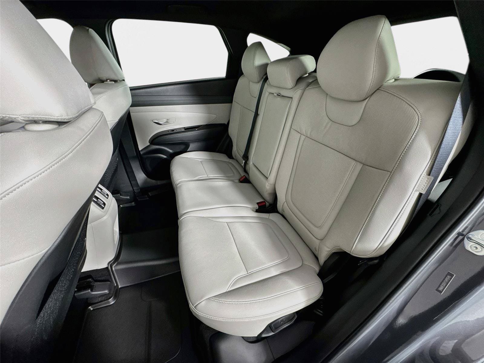 New 2026 Hyundai Tucson Limited FWD image 24