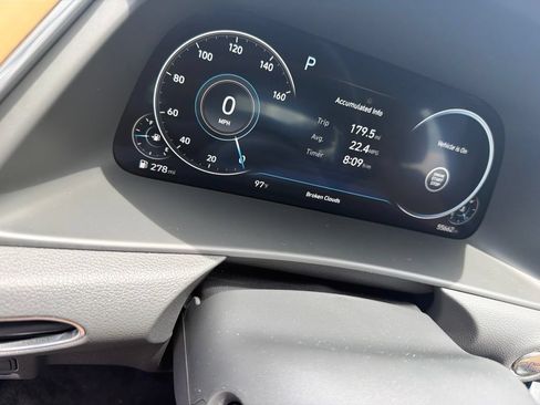 Used 2023 Hyundai Sonata Limited FWD image 7