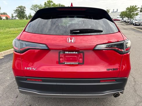Used 2024 Honda HR-V Sport image 11