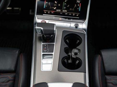 Used 2022 Audi RS 6 image 38