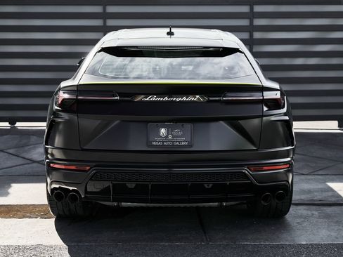 Used 2022 Lamborghini Urus AWD/4WD image 15
