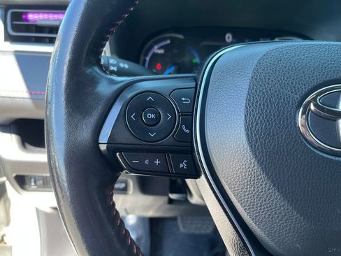 Used 2021 Toyota RAV4 SE w/ Weather & Moonroof Package AWD/4WD image 29
