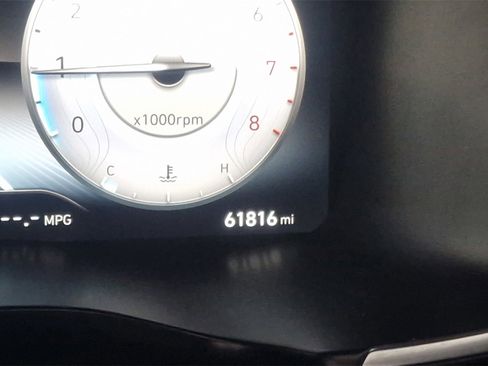 Used 2023 Hyundai Santa Fe Limited image 17