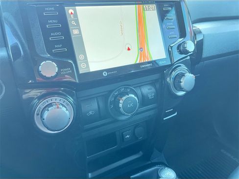 Used 2020 Toyota 4Runner TRD Off-Road Premium image 16