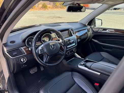 Used 2014 Mercedes-Benz ML 350 4MATIC w/ Premium 1 Package image 10