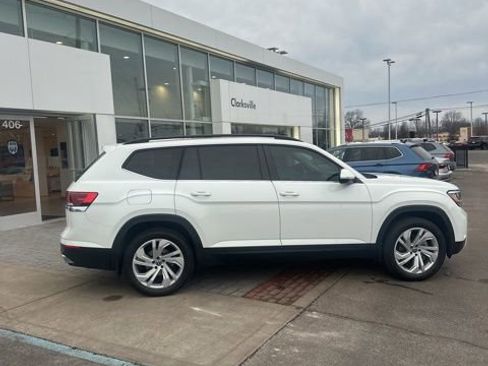 Used 2023 Volkswagen Atlas SE w/ Panoramic Sunroof Package image 7