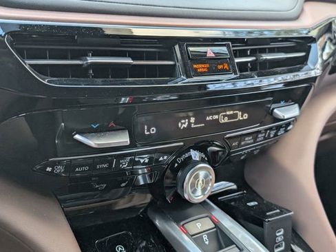 Used 2024 Acura MDX FWD w/ Technology Package image 26