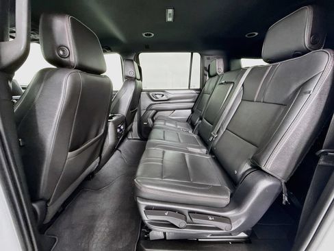 Used 2023 Chevrolet Suburban RST w/ Luxury Package AWD/4WD image 24
