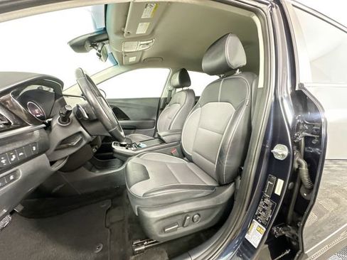 Used 2022 Kia Niro EX w/ Cold Weather Package image 20