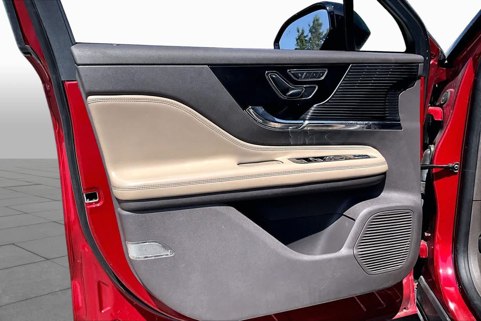 Used 2021 Lincoln Corsair FWD image 20