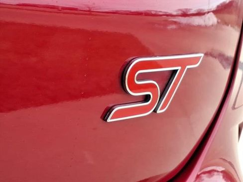 Used 2024 Ford Edge ST w/ Equipment Group 401A image 6