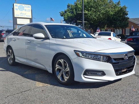 Used 2018 Honda Accord EX image 3