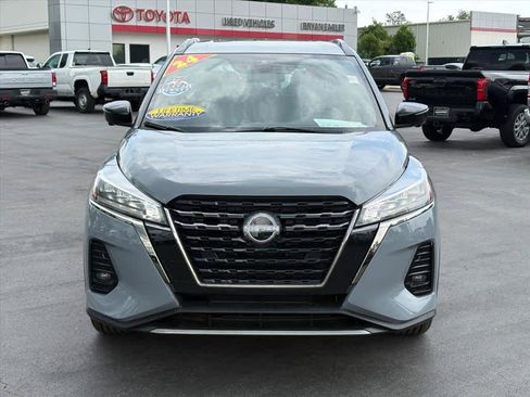 Used 2024 Nissan Kicks SR w/ SR Premium Package FWD image 25