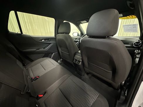 Certified 2025 Chevrolet Equinox LT FWD image 19