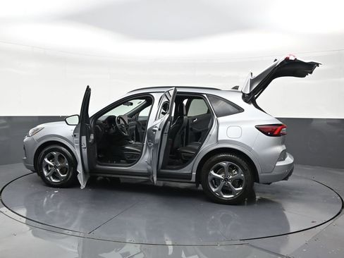 Used 2024 Ford Escape ST-Line w/ Tech Pack #1 FWD image 28