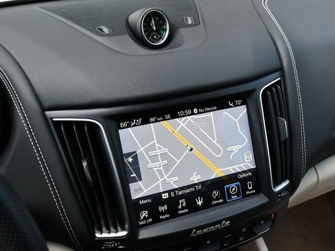 Used 2019 Maserati Levante S GranSport AWD/4WD image 13