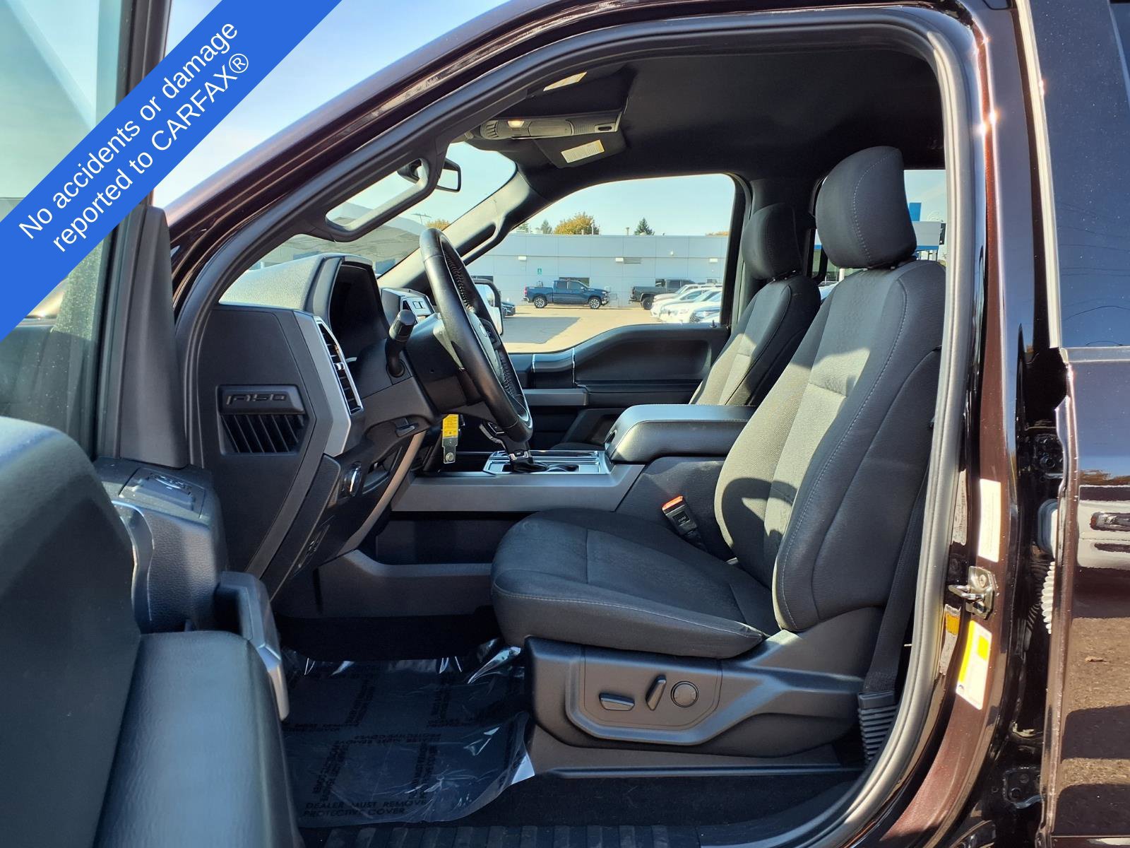 Used 2019 Ford F150 XLT w/ Equipment Group 302A Luxury AWD/4WD image 17