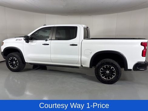Used 2024 Chevrolet Silverado 1500 ZR2 w/ Technology Package AWD/4WD image 6
