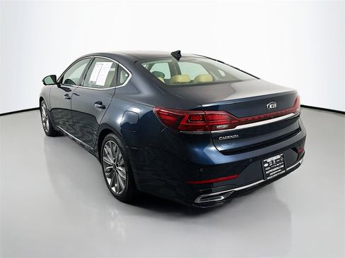 Used 2020 Kia Cadenza Limited image 5