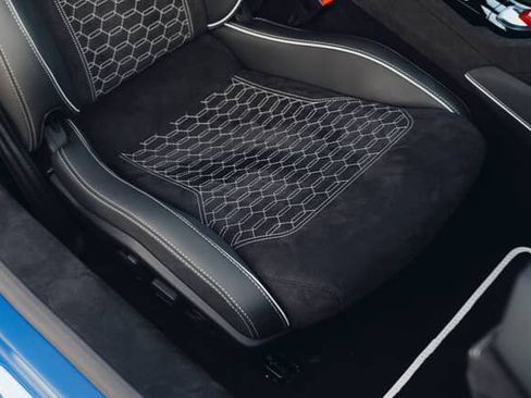 Used 2023 Lamborghini Huracan Tecnica RWD image 45