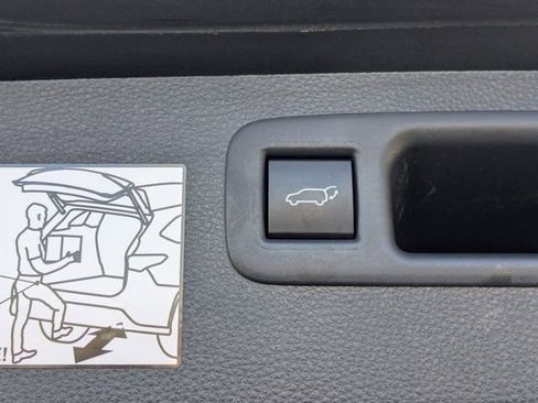 Certified 2022 Toyota Highlander Platinum image 14