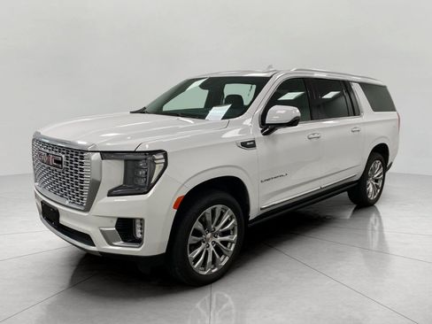 Used 2024 GMC Yukon XL Denali w/ LPO, Floor Liner Package AWD/4WD image 9