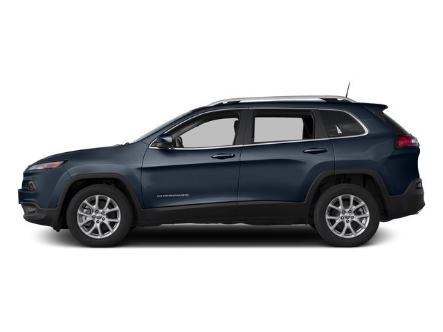 Used 2016 Jeep Cherokee Latitude w/ Comfort/Convenience Group AWD/4WD image 3