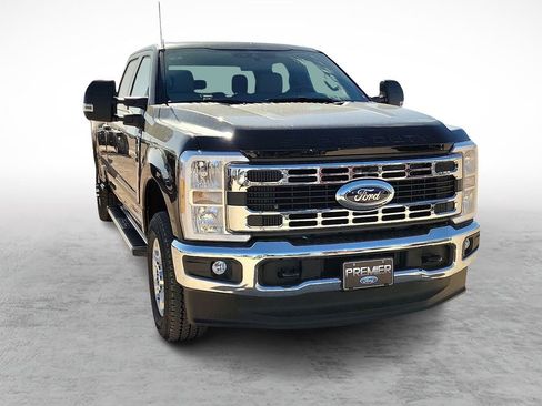 New 2026 Ford F350 XLT w/ FX4 Off-Road Package image 2