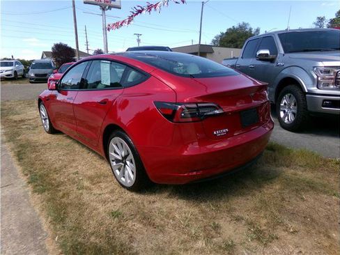 Used 2023 Tesla Model 3 Standard Range image 8