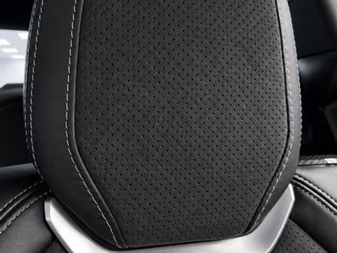 Used 2021 Chevrolet Camaro SS RWD image 21