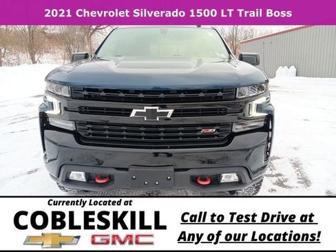 Used 2021 Chevrolet Silverado 1500 LT Trail Boss w/ Convenience Package II AWD/4WD image 10