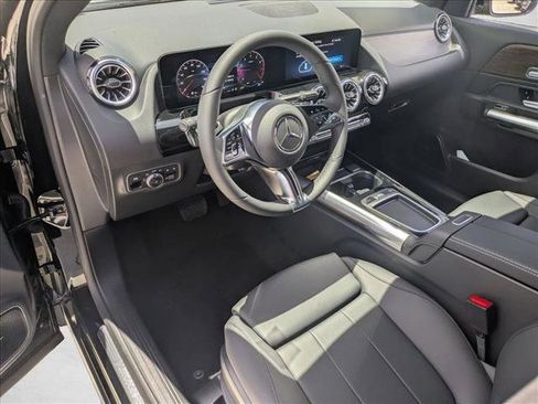 New 2026 Mercedes-Benz GLA 250 4MATIC image 3