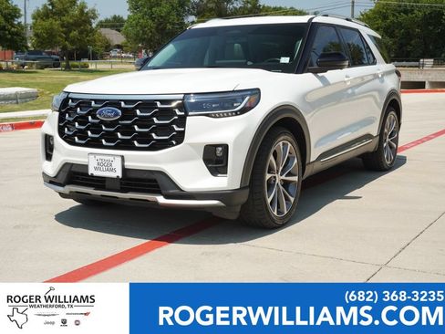 Used 2025 Ford Explorer Platinum w/ Ultimate Package RWD image 1