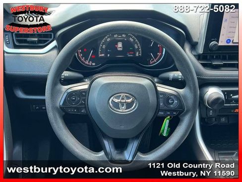 Certified 2023 Toyota RAV4 LE AWD/4WD image 18